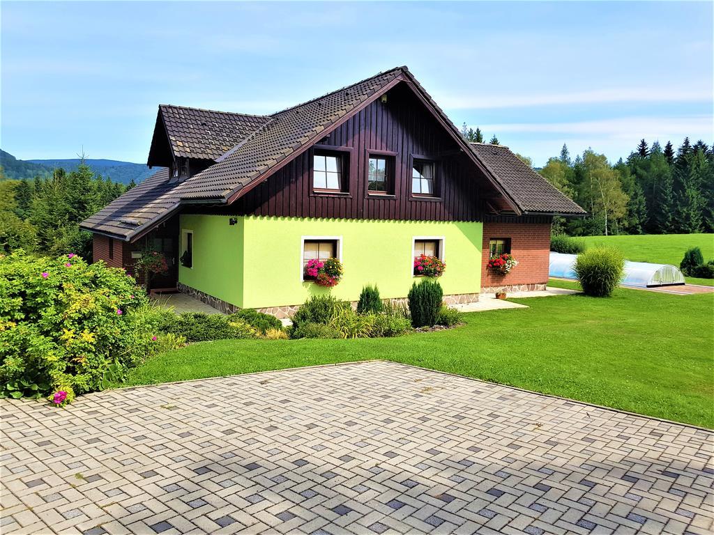 Apartmany Chaloupka Танвалд Екстериор снимка