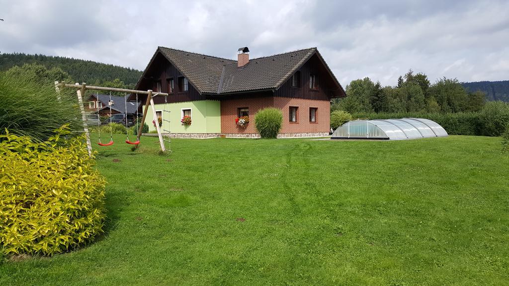 Apartmany Chaloupka Танвалд Екстериор снимка